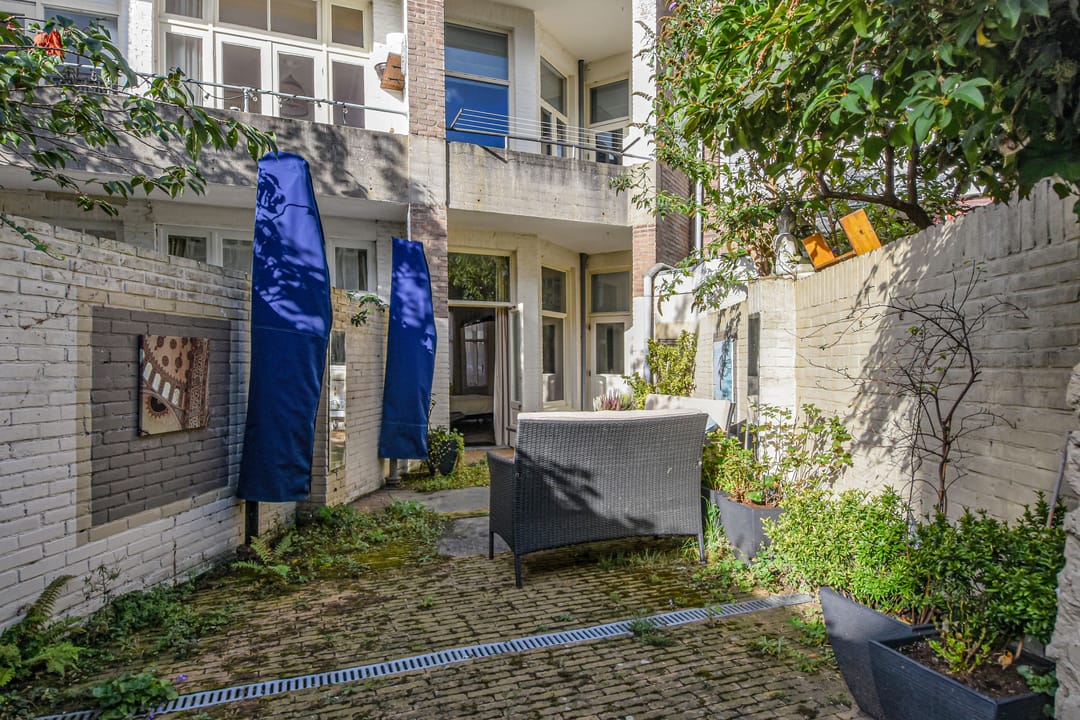 Foto 38 van d'Aumeriestraat 2