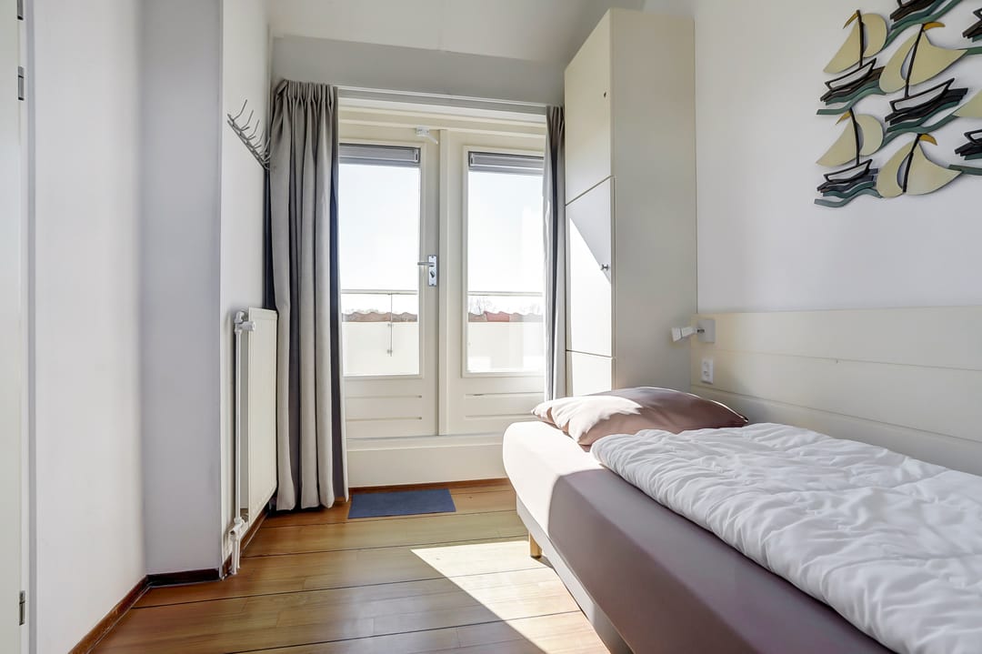 Photo 26 of Zaete 38