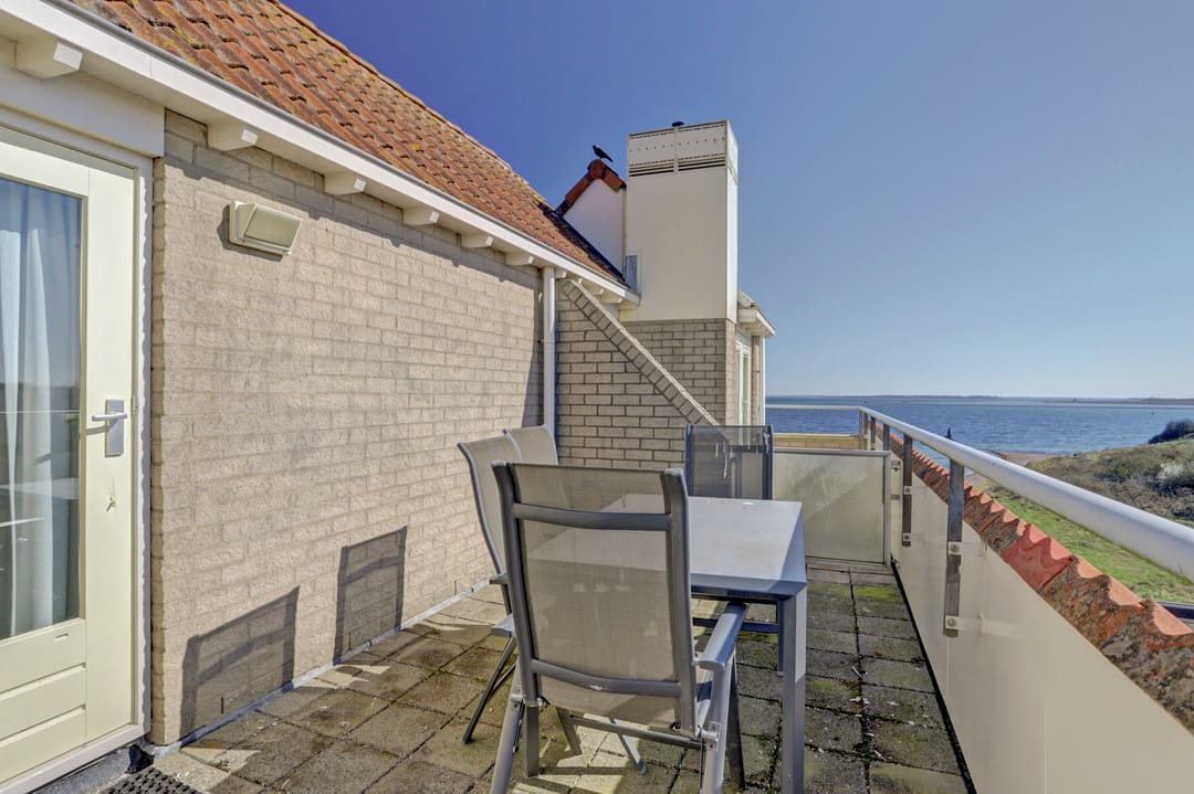 Photo 32 of Zaete 38