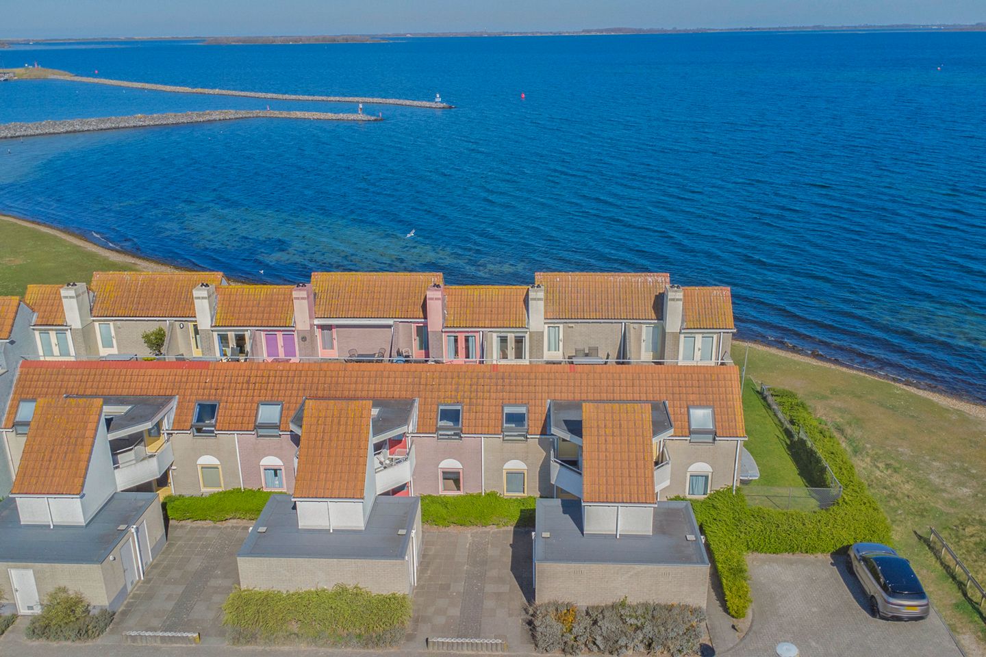 Photo 34 of Zaete 38