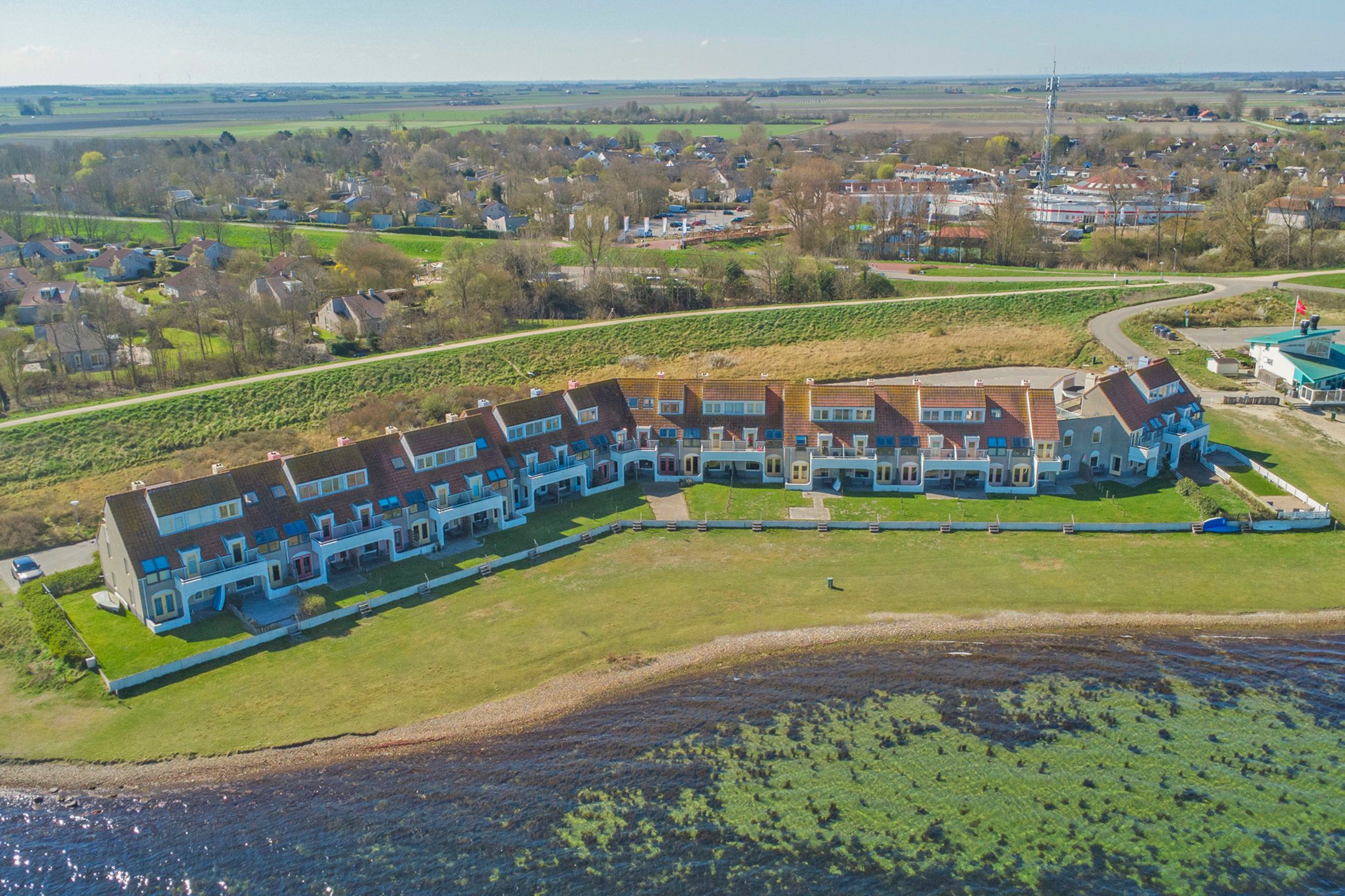 Photo 36 of Zaete 38