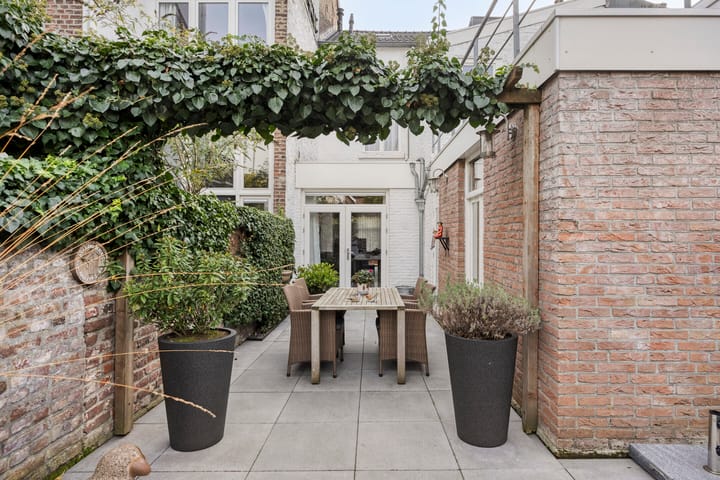 Foto 31 van Glacisweg 4