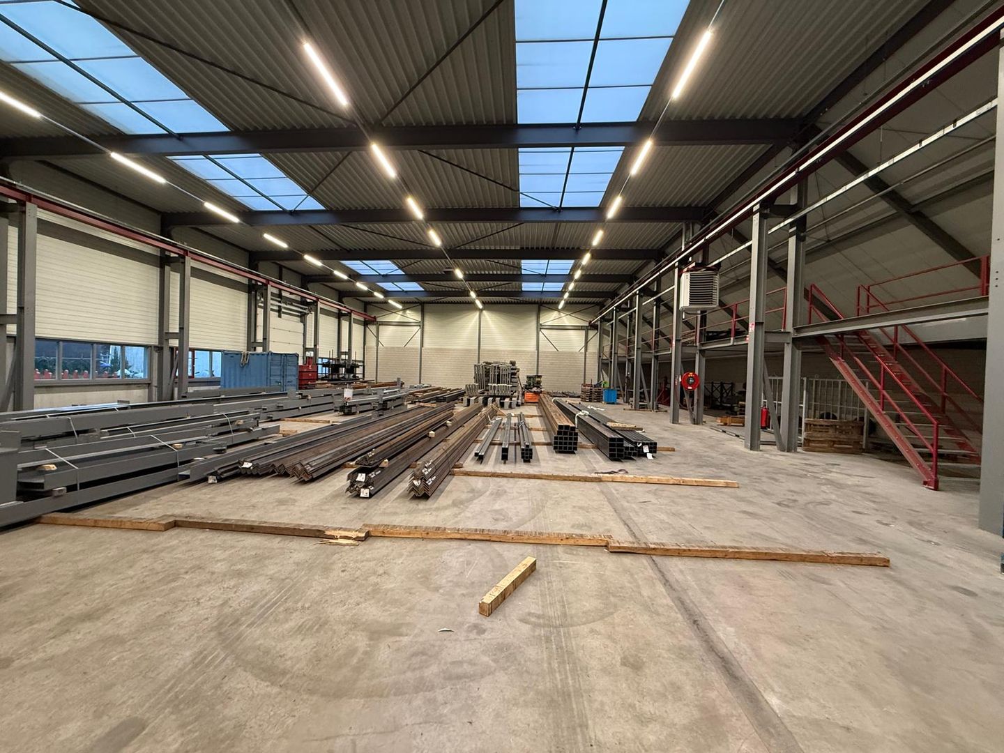 View photo 4 of Industrieweg 27