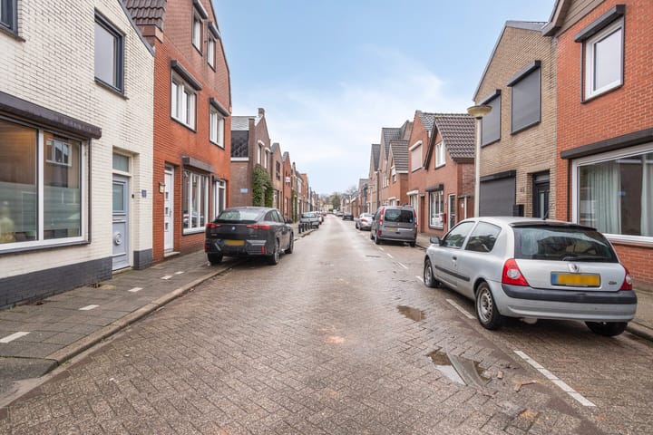 Foto 25 van Voorstraat 41