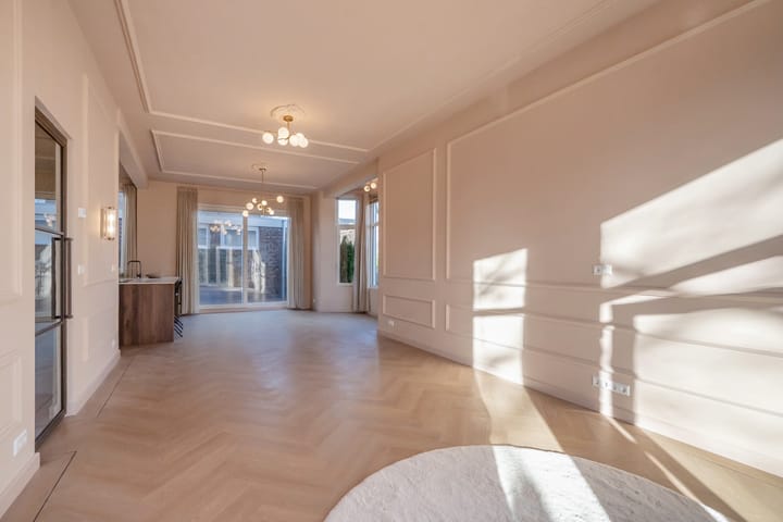 Photo 10 of Regentesselaan 95