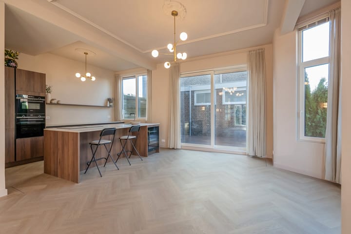 Photo 13 of Regentesselaan 95