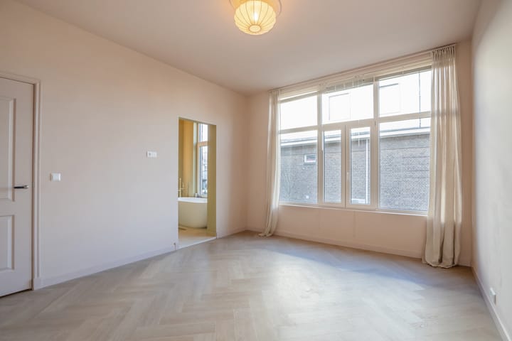 Photo 32 of Regentesselaan 95