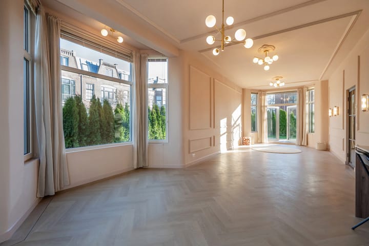 Photo 11 of Regentesselaan 95