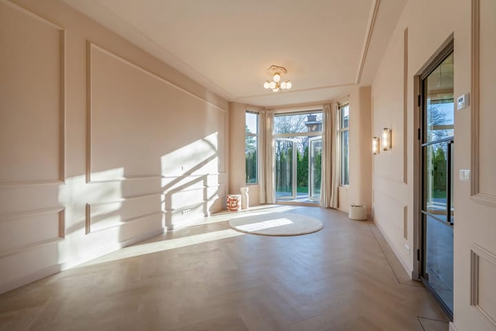 Photo 8 of Regentesselaan 95