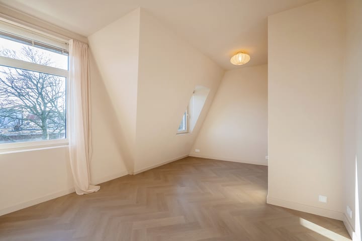 Photo 54 of Regentesselaan 95