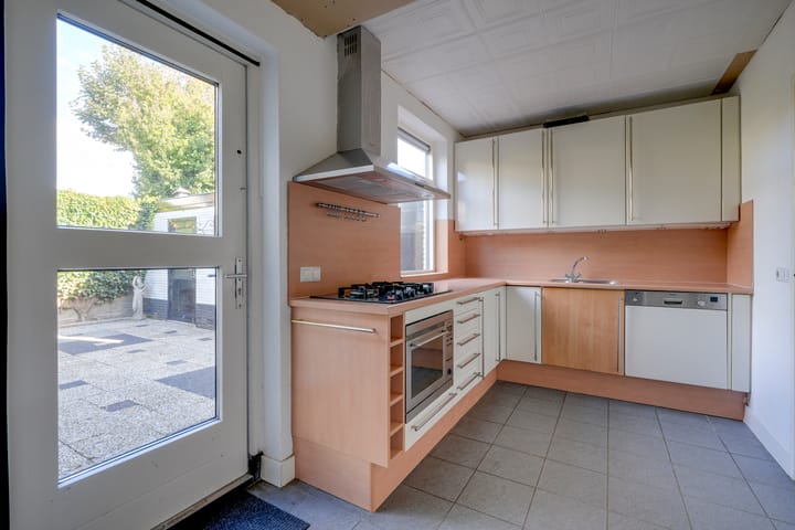 Foto 17 van Bilderdijklaan 44