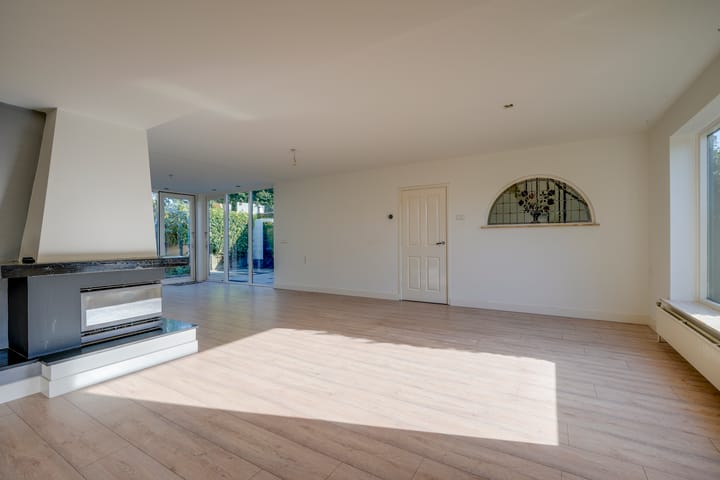 Foto 12 van Bilderdijklaan 44