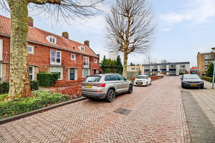 Foto 32 van Thorbeckelaan 4