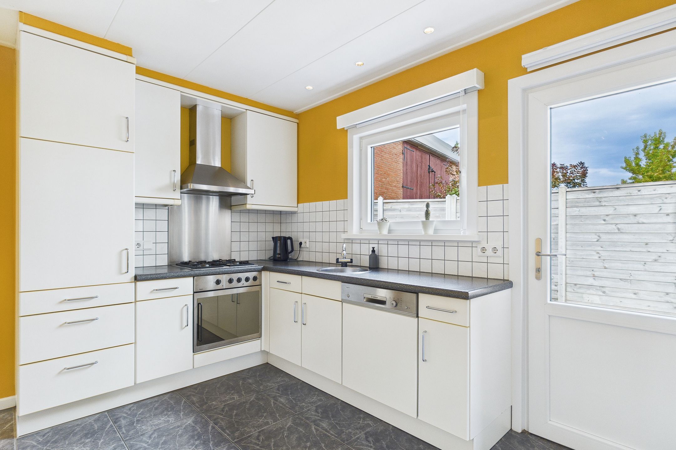 Photo 18 of 's-Gravenstraat 4