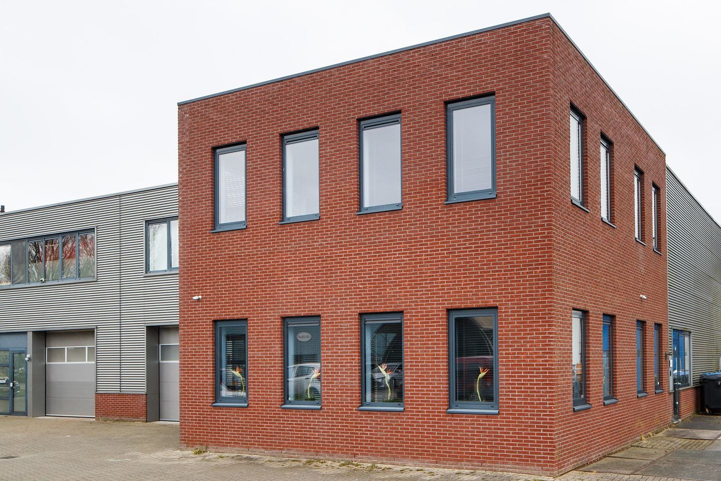 Bekijk foto 1 van Industrieweg 10-A