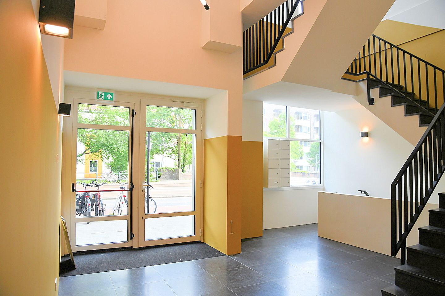 Bekijk foto 2 van Oostzeedijk 244