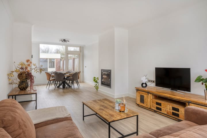 Photo 2 of Ussenstraat 13