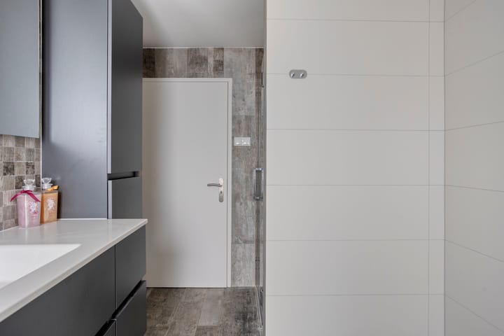 Photo 29 of Ussenstraat 13