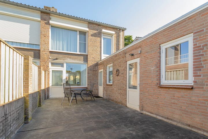 Photo 37 of Ussenstraat 13