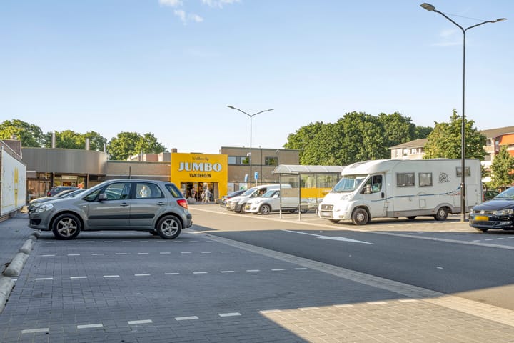 Photo 40 of Ussenstraat 13