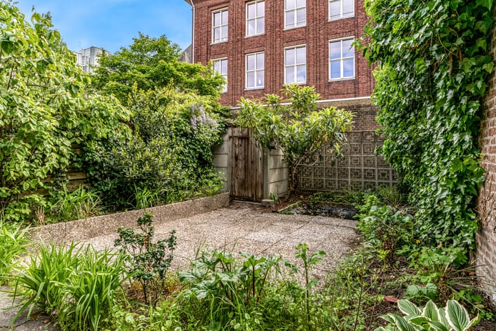 Foto 4 van Emantsstraat 6