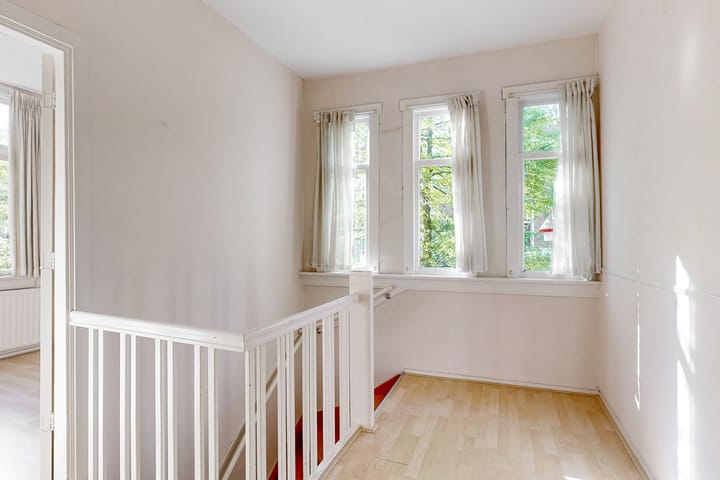 Foto 12 van Emantsstraat 6