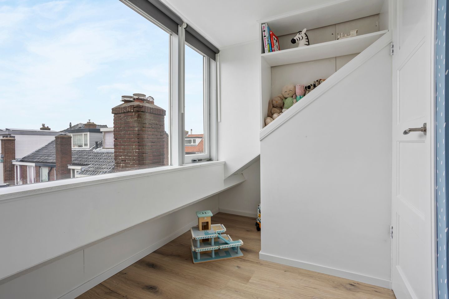 Photo 19 of Atjehstraat 91