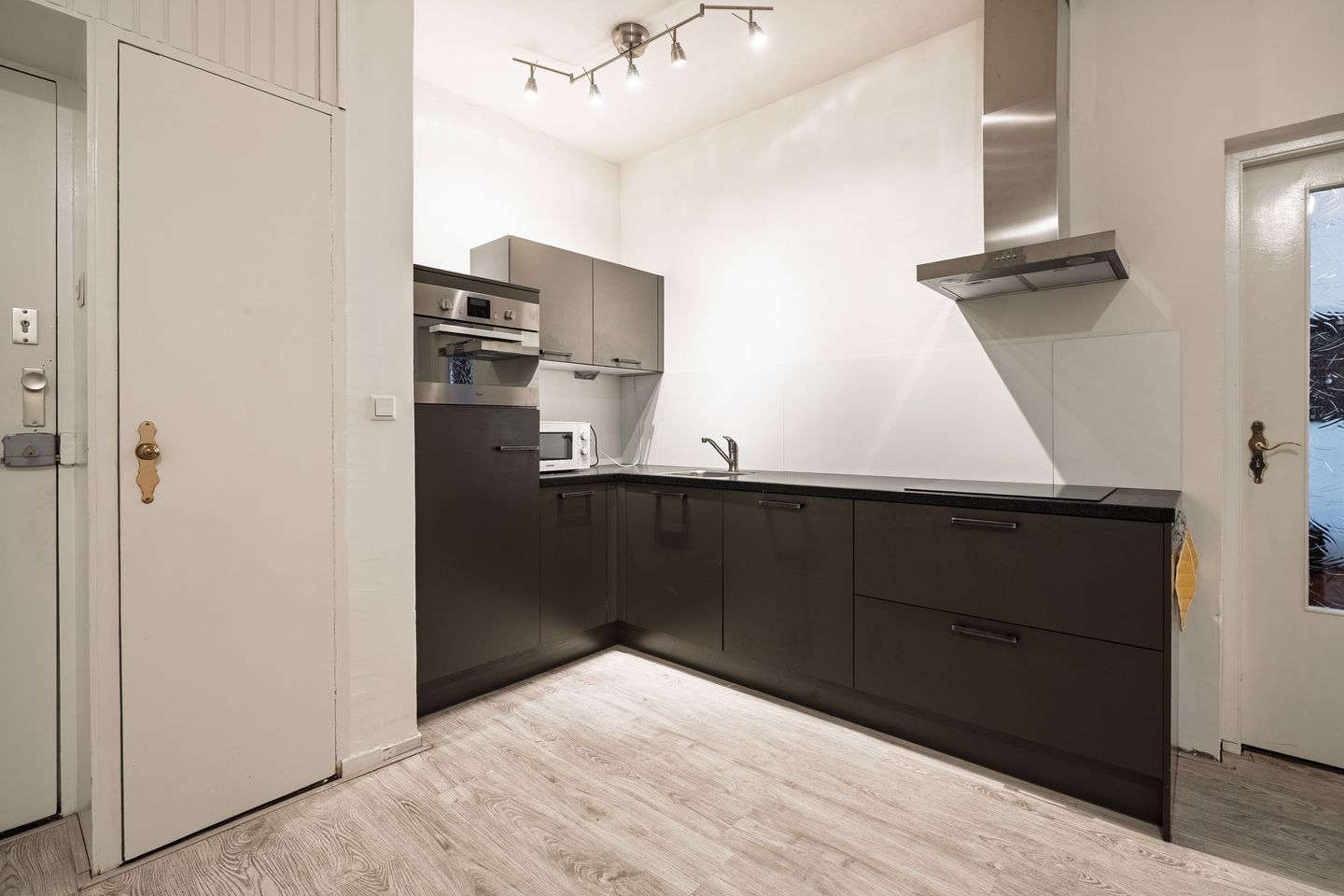 Foto 19 van Generaal Foulkesweg 161