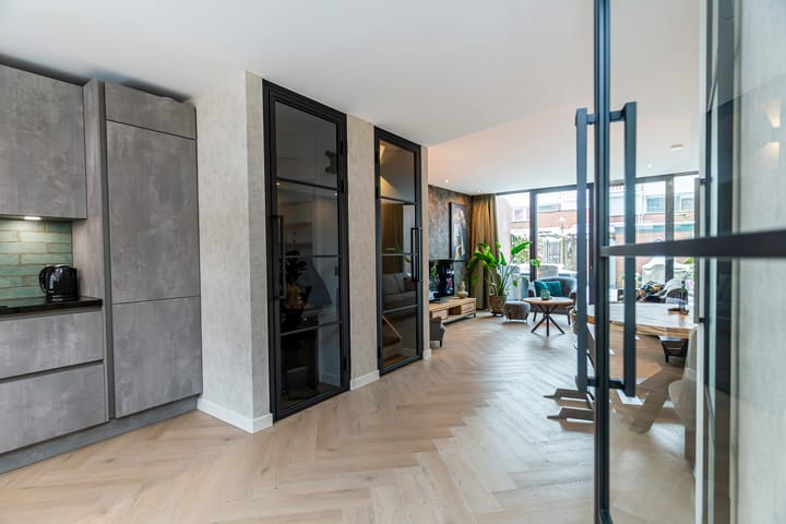 Foto 6 van Lisdodde 28