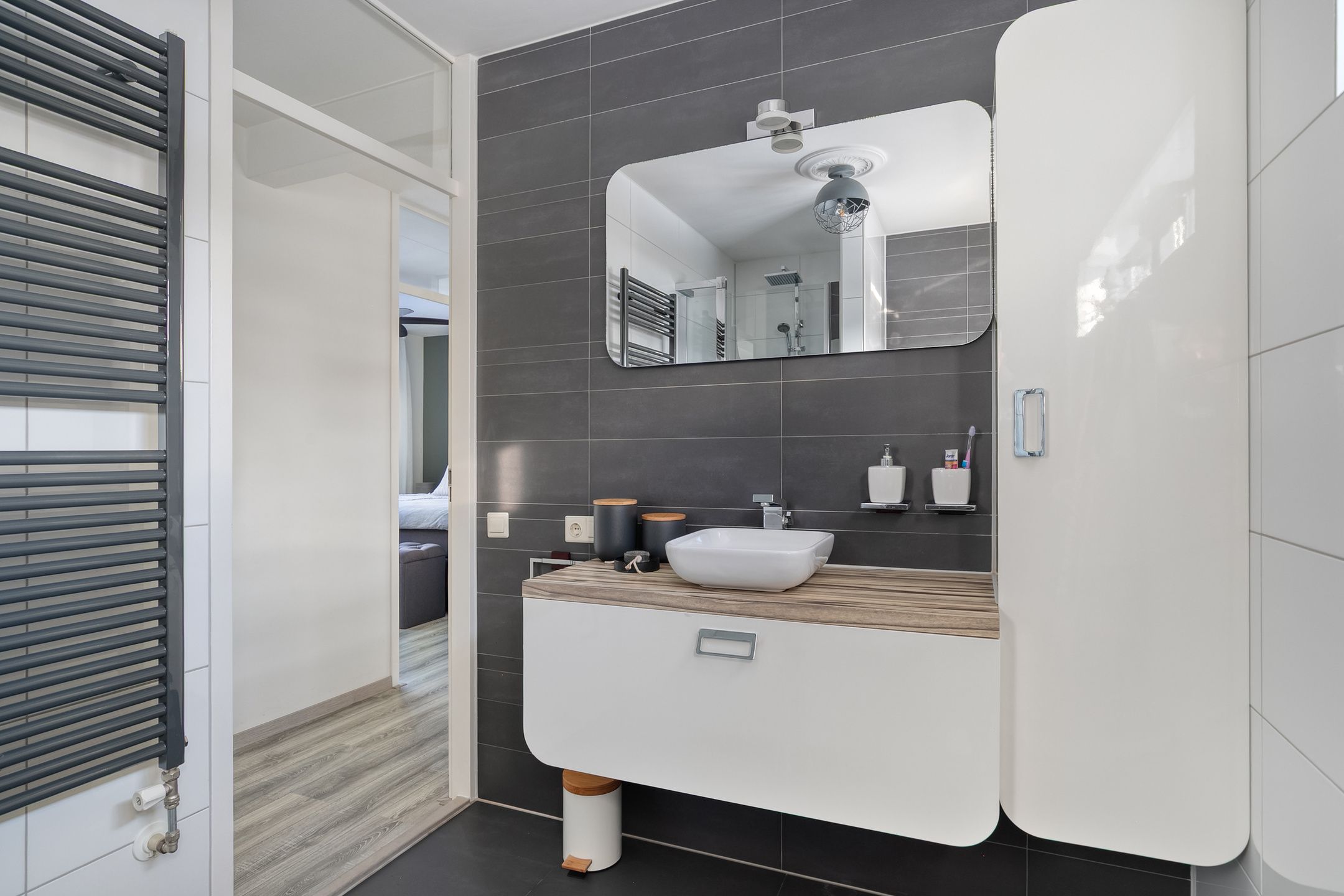 Photo 24 of Thorbeckelaan 28