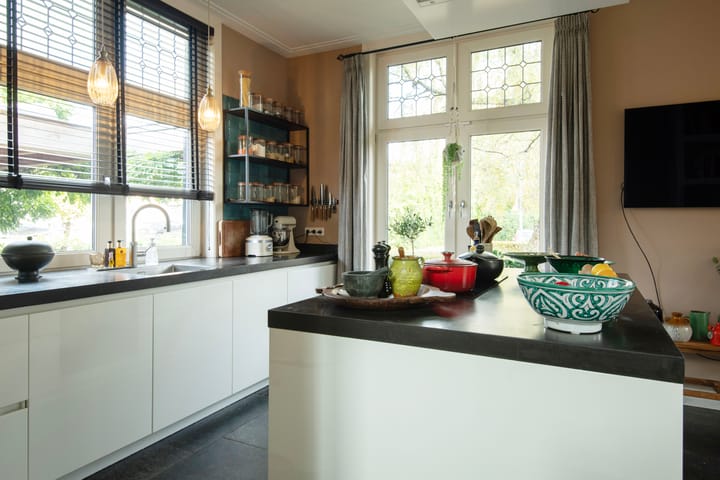 Foto 10 van Koninginnelaan 12