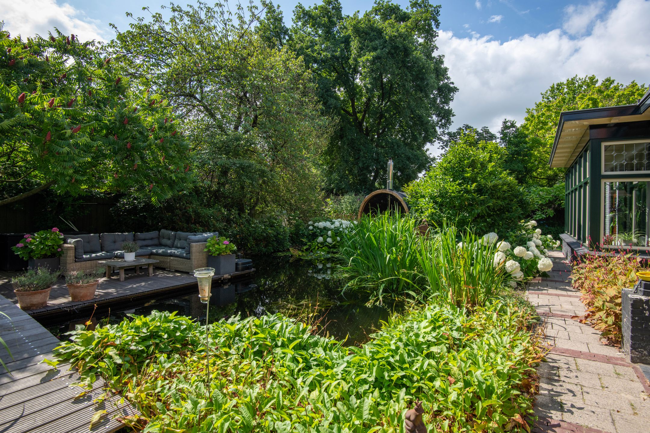 Foto 30 van Koninginnelaan 12