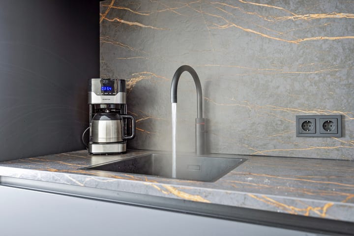 Photo 11 of Looakker 8