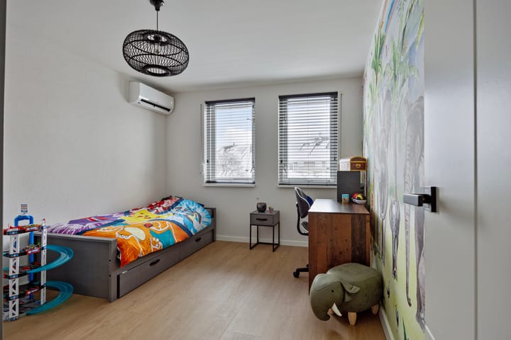 Photo 17 of Looakker 8