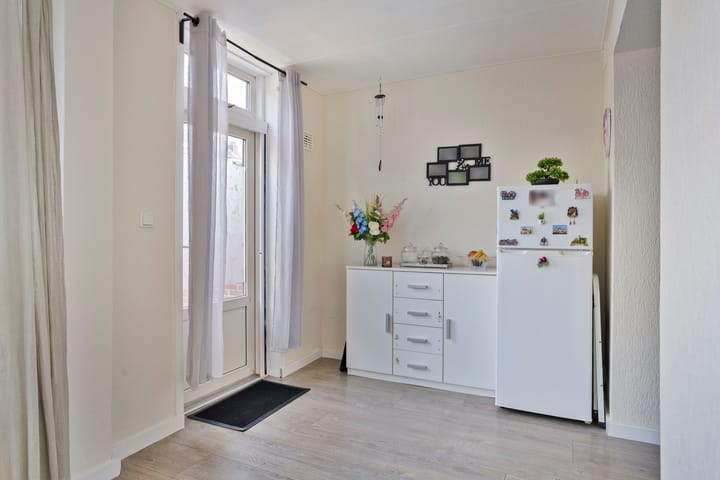 Foto 21 van Adelaertstraat 37