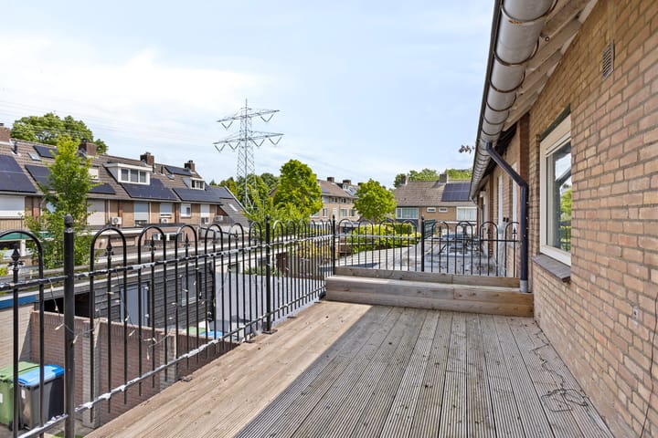 Foto 30 van Adelaertstraat 37