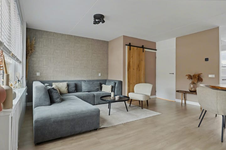 Foto 2 van Jan van der Benstraat 66