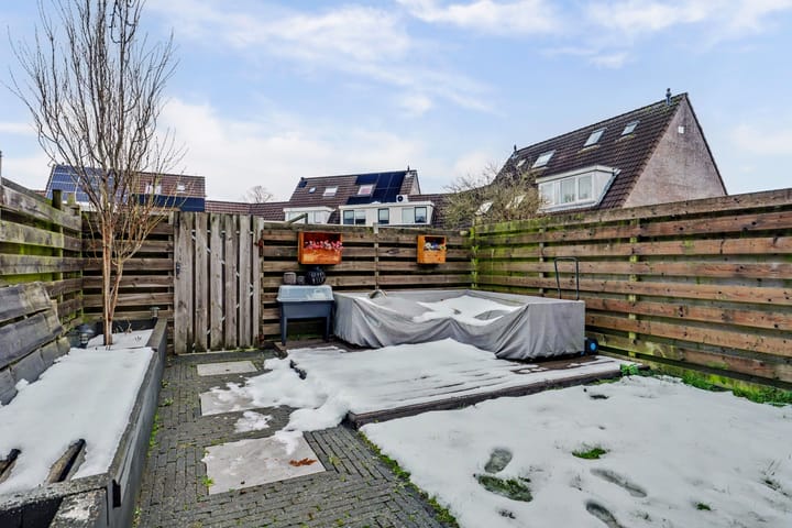 Foto 17 van Jan van der Benstraat 66