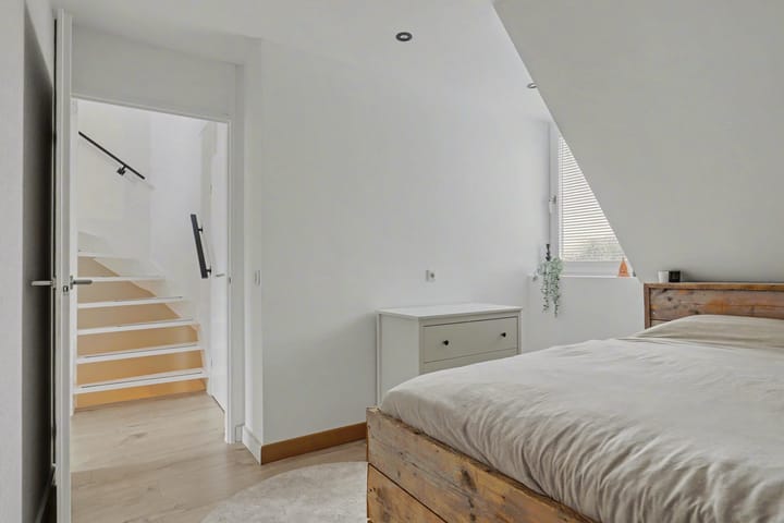 Foto 22 van Jan van der Benstraat 66