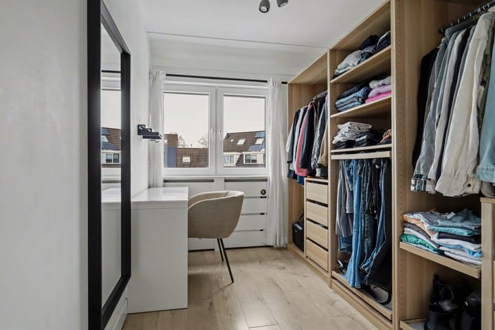 Foto 23 van Jan van der Benstraat 66