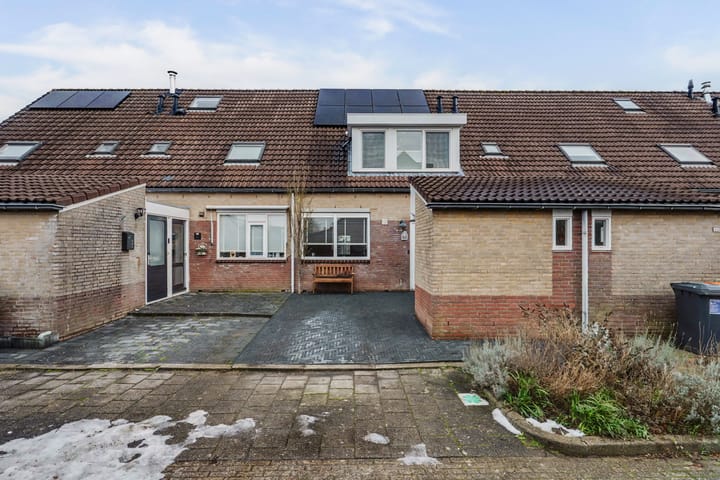 Foto 31 van Jan van der Benstraat 66