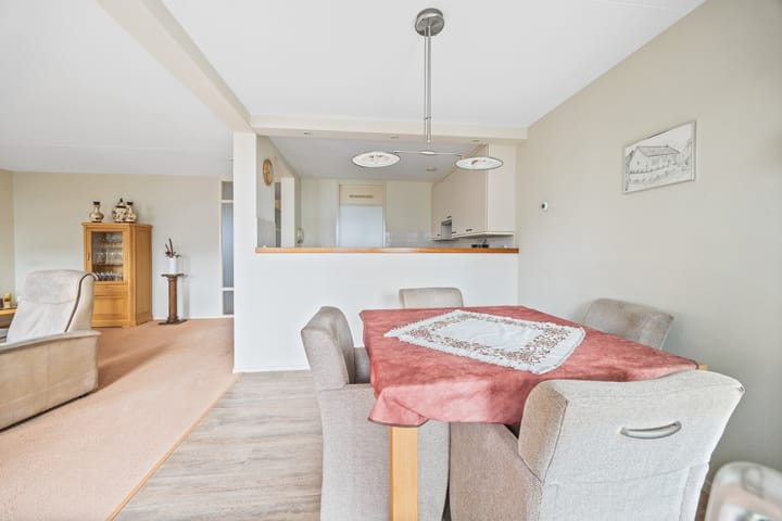 Foto 13 van Van Egmondlaan 77