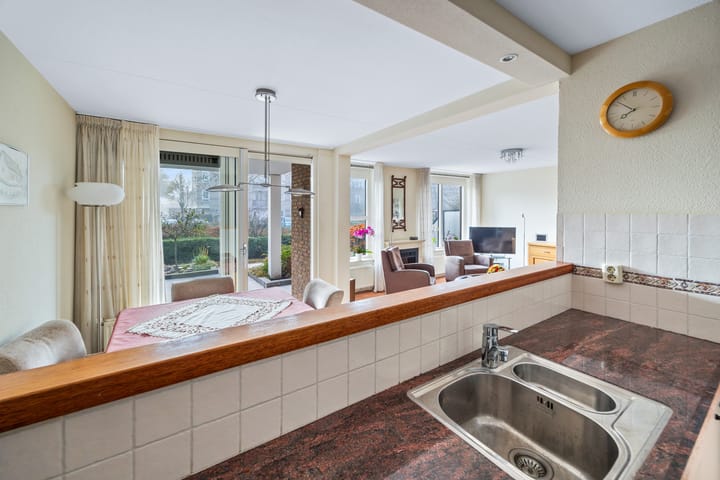 Foto 16 van Van Egmondlaan 77