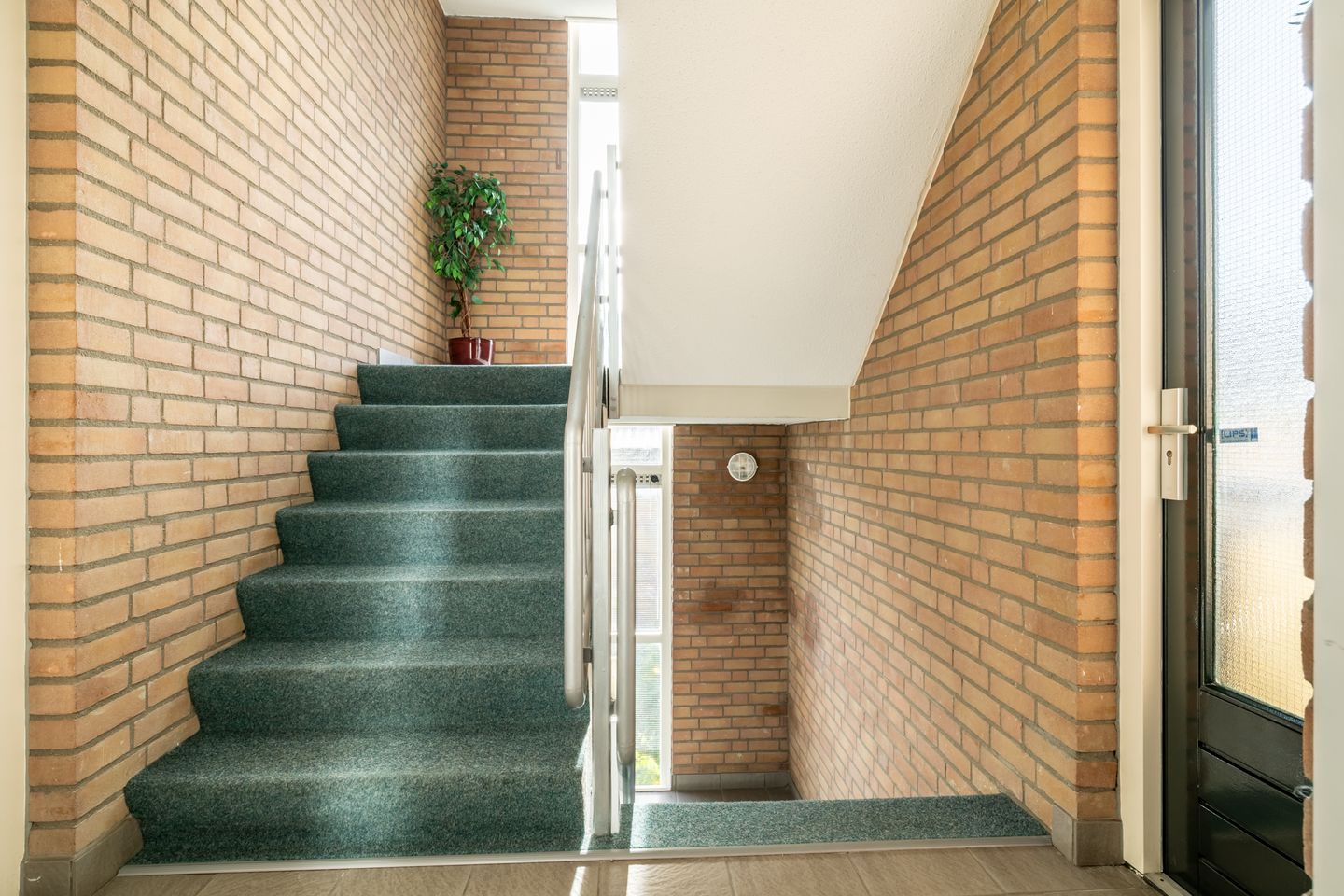 Photo 29 of Prins Hendrikstraat 96-A