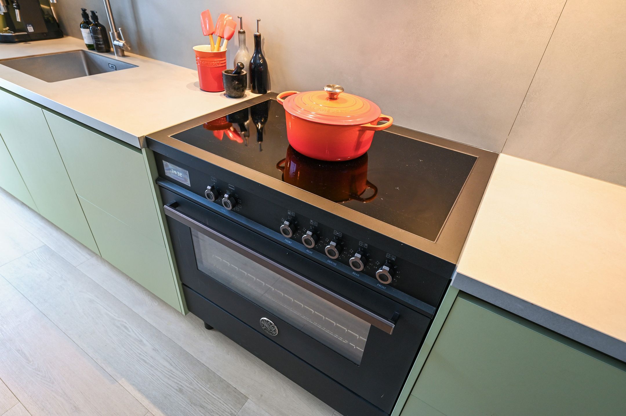 Foto 30 van van de Wateringelaan 182