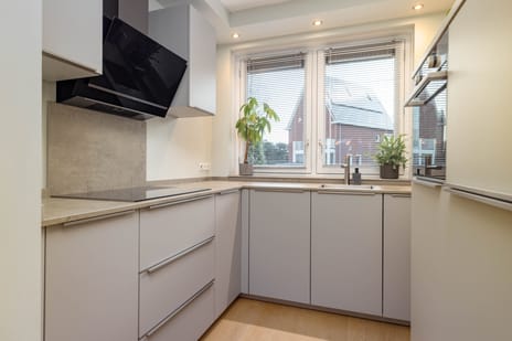 Apollo 27 tertiary image