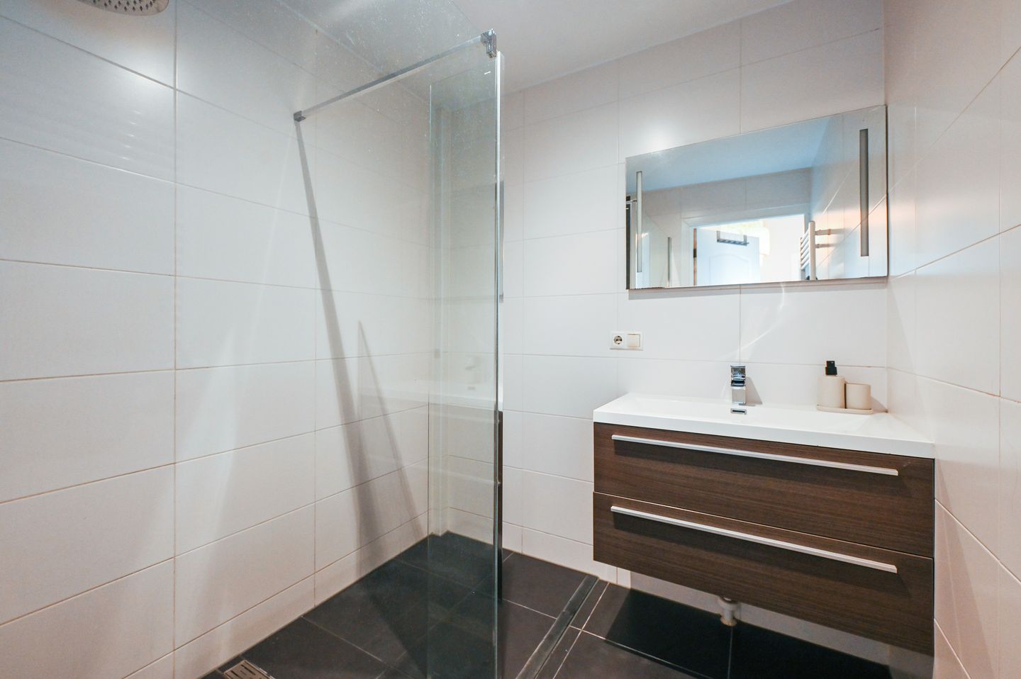 Foto 44 van van de Wateringelaan 182