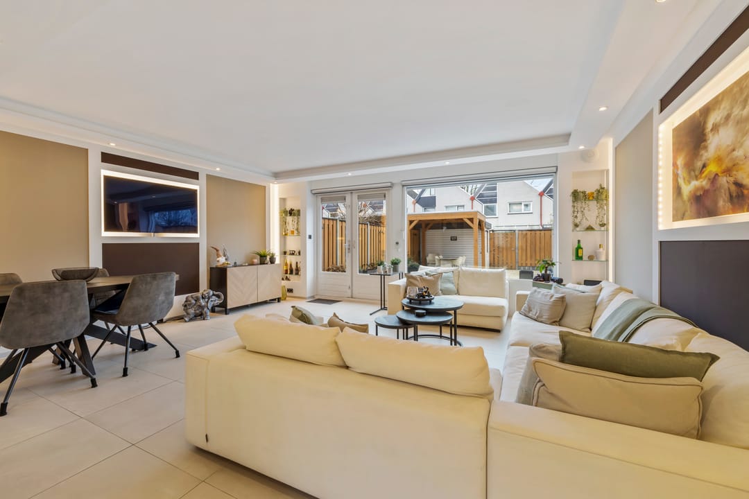 Photo 2 of Dwarsfluitstraat 27