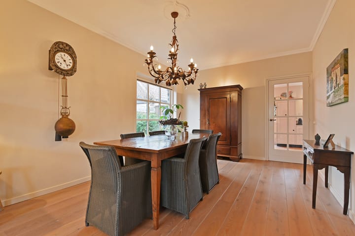 Foto 15 van Emmastraat 84