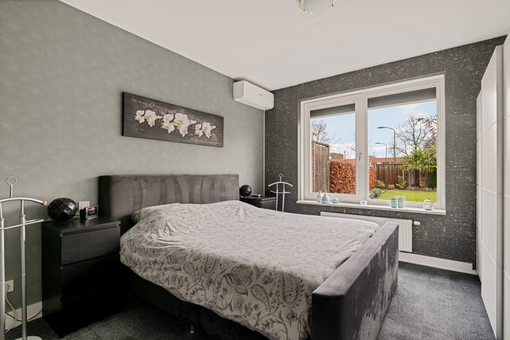 Foto 21 van Knopkruid 19